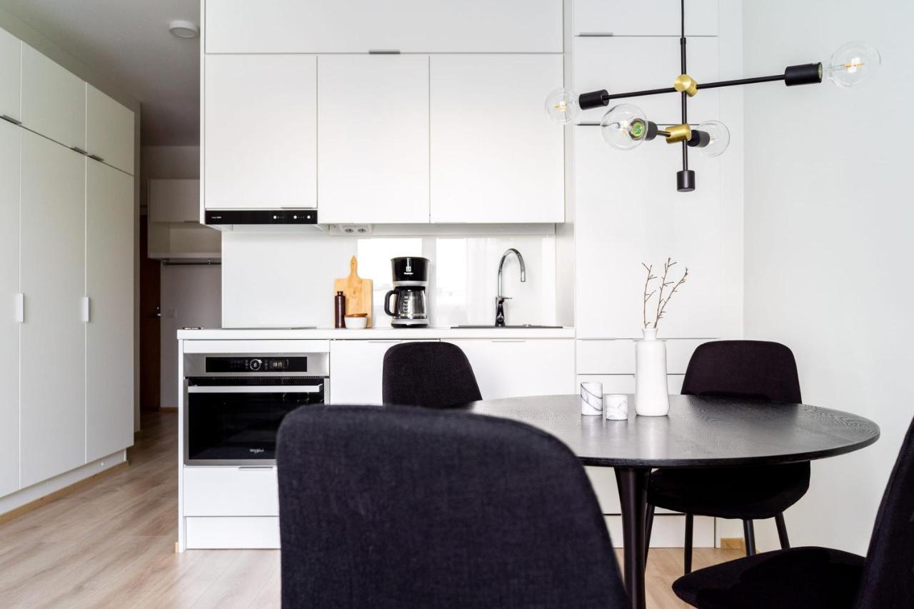 Juuri Valmistunut Yksio Rotuaarilla Apartment เอาลู ภายนอก รูปภาพ